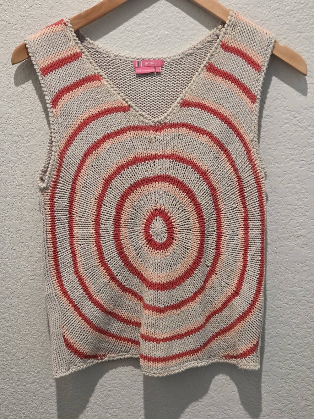 BCBGirls Cute Sweater Vest w/ Coral and Red Target Stripes Size S